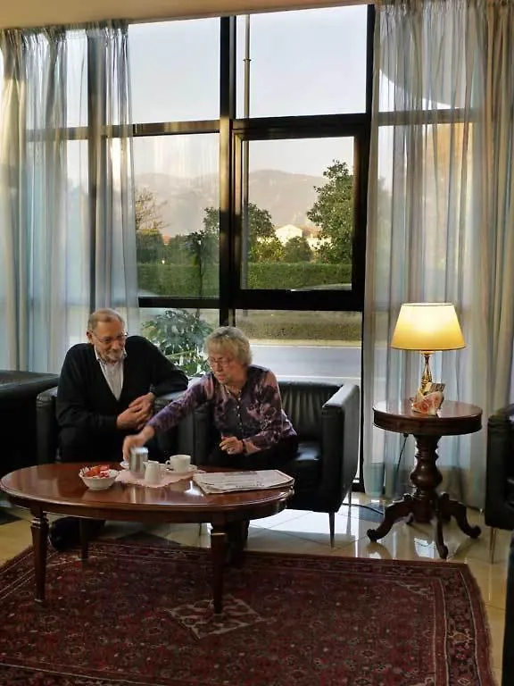 Hotel Victoria باسّانو ديل غرابّا